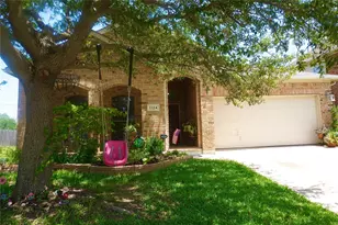 1124 Sunderland Ln, Fort Worth, TX 76134 - Photo 1