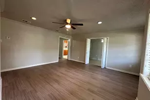 510 Sunset Dr, Garland, TX 75040 - Photo 3