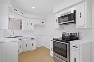 1947 Berwick Ave, Dallas, TX 75203 - Photo 9
