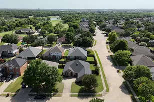 2723 Lake Way Dr, Grand Prairie, TX 75052 - Photo 39