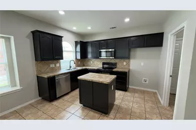 14005 Silkwood Drive, Fort Worth, TX 76052 - Photo 5