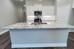 702 Moseley Ln, Greenville, TX 75402 - Photo 7