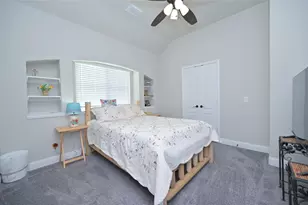 213 Oakcrest Dr, Justin, TX 76247 - Photo 31