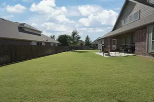 213 Oakcrest Dr, Justin, TX 76247 - Photo 35
