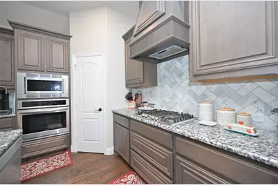 213 Oakcrest Drive, Justin, TX 76247 - Photo 7