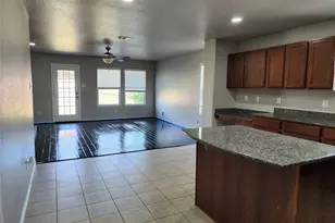 700 Swan Dr, Aubrey, TX 76227 - Photo 7