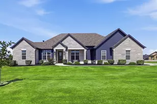 901 Medaris Wy, Azle, TX 76020 - Photo 1
