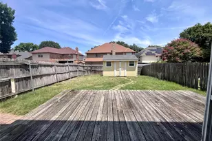 304 Trees Dr, Cedar Hill, TX 75104 - Photo 3
