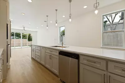 2416 Pennsylvania Avenue, Dallas, TX 75215 - Photo 11