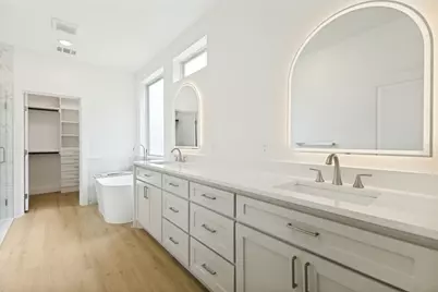 2416 Pennsylvania Avenue, Dallas, TX 75215 - Photo 13