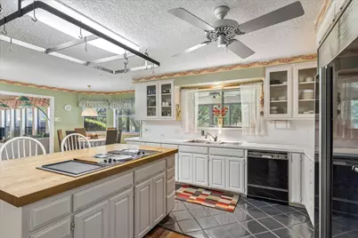 833 Kingston Drive, Mansfield, TX 76063 - Photo 11