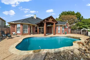 7 Equestrian Ct, Mansfield, TX 76063 - Photo 1
