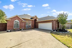 7 Equestrian Ct, Mansfield, TX 76063 - Photo 7