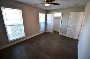 2705 Twinpost Ct, Irving, TX 75062 - Photo 9