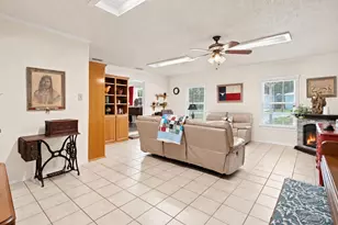 206 E North St, Aubrey, TX 76227 - Photo 19