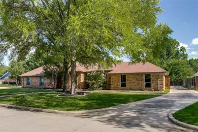 2 Rolling Hills Circle, Denton, TX 76205 - Photo 3
