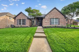 7915 Rogue River Trail, Fort Worth, TX 76137 - Photo 1