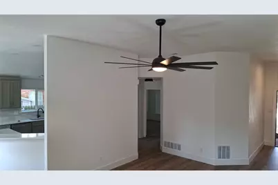 2116 Brooklake Street W, Denton, TX 76207 - Photo 9