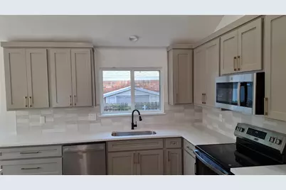 2116 Brooklake Street W, Denton, TX 76207 - Photo 7