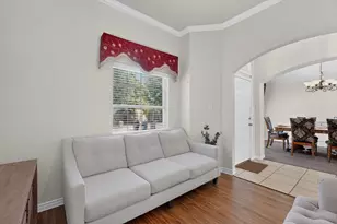 2201 Trickling Creek Dr, Garland, TX 75041 - Photo 3
