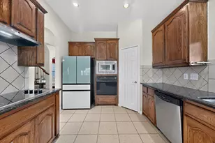 2201 Trickling Creek Dr, Garland, TX 75041 - Photo 15