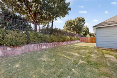 2201 Trickling Creek Drive, Garland, TX 75041 - Photo 37
