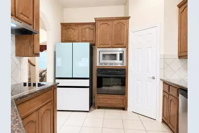 2201 Trickling Creek Drive, Garland, TX 75041 - Photo 9
