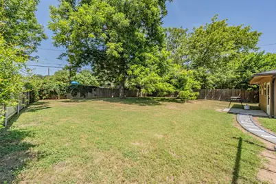 853 Lee Drive, Bedford, TX 76022 - Photo 19