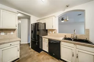 2211 Lilac Cir, McKinney, TX 75071 - Photo 11