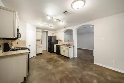2211 Lilac Circle, McKinney, TX 75071 - Photo 9