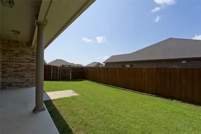 318 E 4th Street, Lindsay, TX 76250 - Photo 25