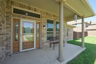 318 E 4th St, Lindsay, TX 76250 - Photo 5