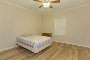 318 E 4th St, Lindsay, TX 76250 - Photo 21