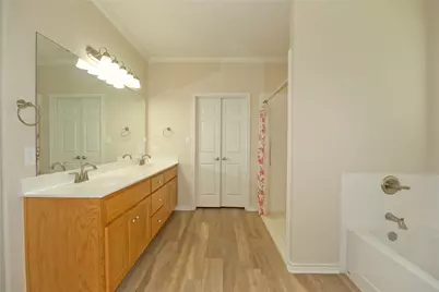 318 E 4th Street, Lindsay, TX 76250 - Photo 15