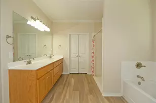 318 E 4th St, Lindsay, TX 76250 - Photo 15