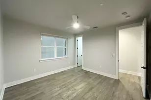 251 S Mill St, Lewisville, TX 75057 - Photo 21
