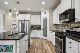 612 Myers Dr, Lake Dallas, TX 75065 - Photo 9