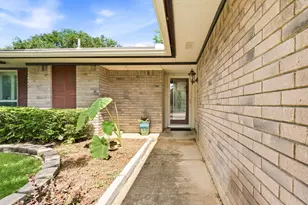2507 Poppy Ln, Euless, TX 76039 - Photo 3