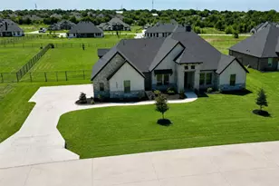 1313 Green Ridge Rd, Weatherford, TX 76085 - Photo 3