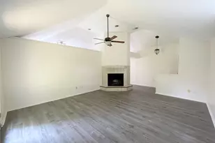 621 Phillips Dr, Coppell, TX 75019 - Photo 3
