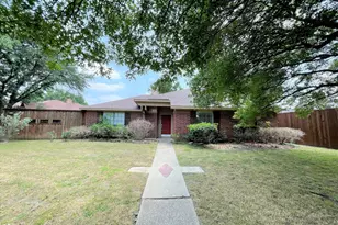 621 Phillips Dr, Coppell, TX 75019 - Photo 1