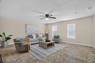 3813 N Eugene Ct, Irving, TX 75062 - Photo 5
