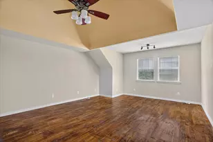 3813 N Eugene Ct, Irving, TX 75062 - Photo 25