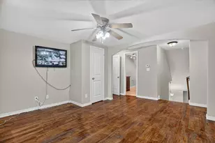 3813 N Eugene Ct, Irving, TX 75062 - Photo 29
