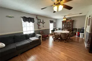 2304 Chinaberry Dr, Bedford, TX 76021 - Photo 3