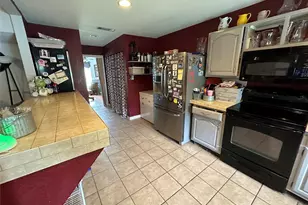 2304 Chinaberry Dr, Bedford, TX 76021 - Photo 7