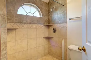 3100 Riverside Dr, Carrollton, TX 75007 - Photo 21