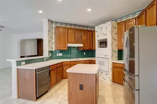 3100 Riverside Dr, Carrollton, TX 75007 - Photo 11