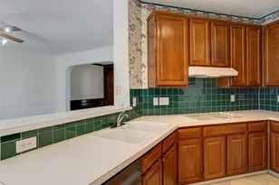 3100 Riverside Dr, Carrollton, TX 75007 - Photo 9