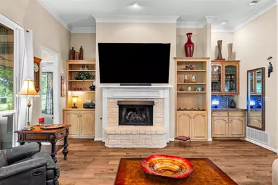 5612 Equestrian Court, Granbury, TX 76049 - Photo 7